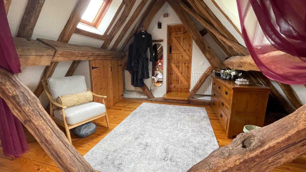 Elegant Peaceful Barn In Rural Village Setting Close To Stratford Upon Avon Stratford-upon-Avon Exterior foto